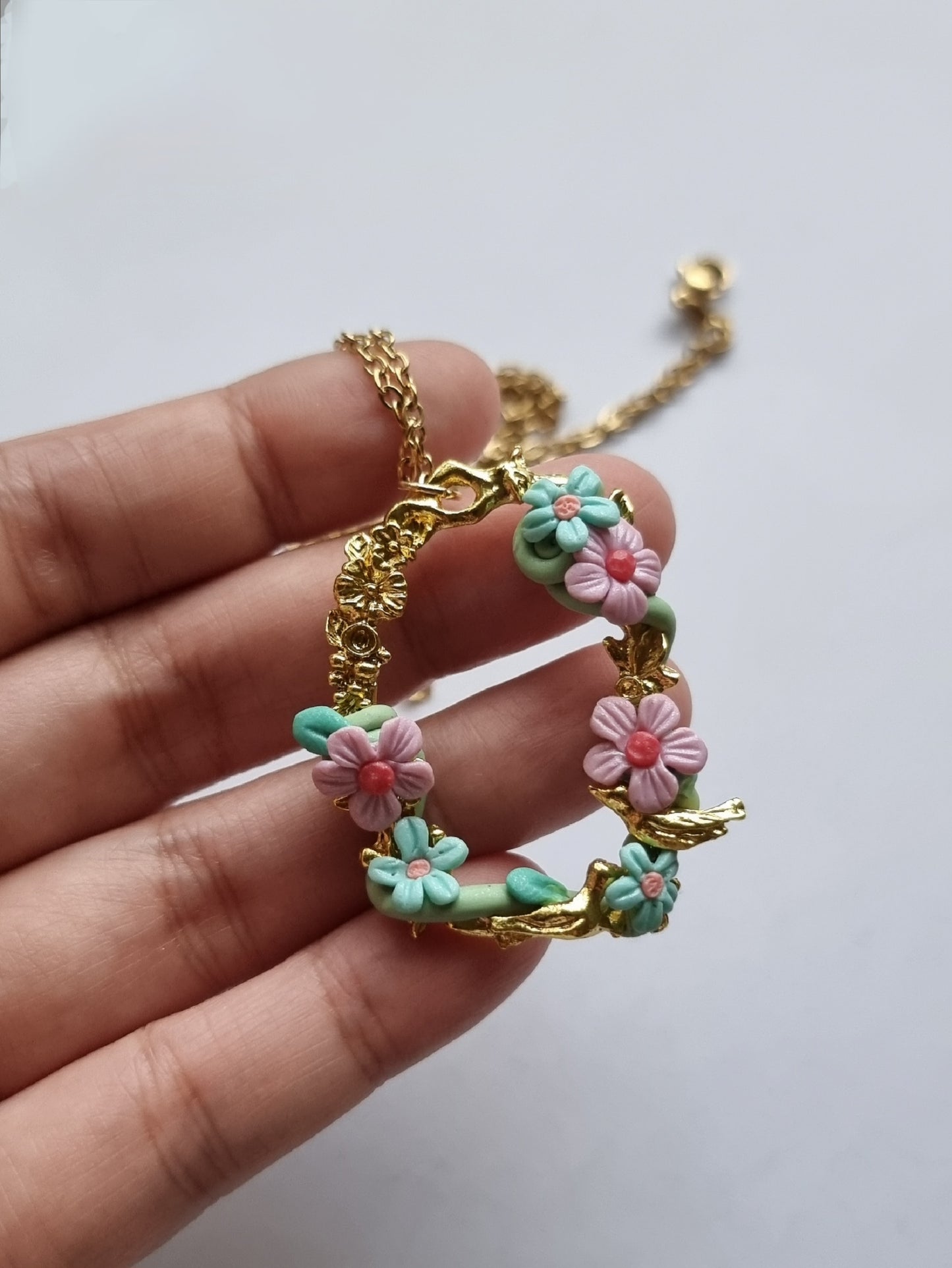 Two Li'l Birds Fairytale Floral Necklace