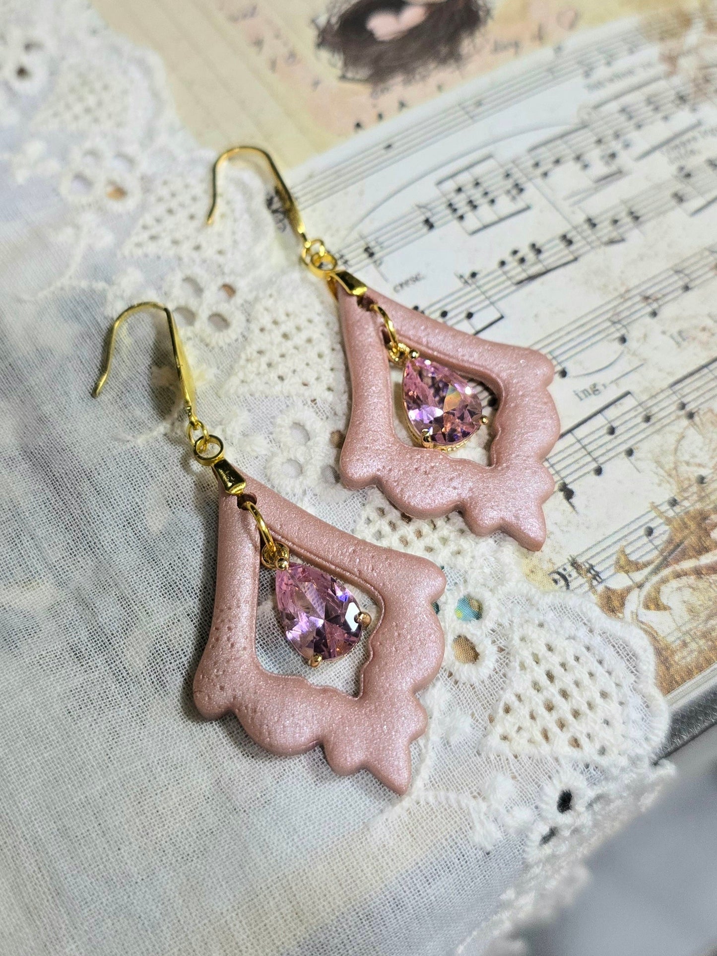Luxe Basics: Vintage Drops - Rose Gold
