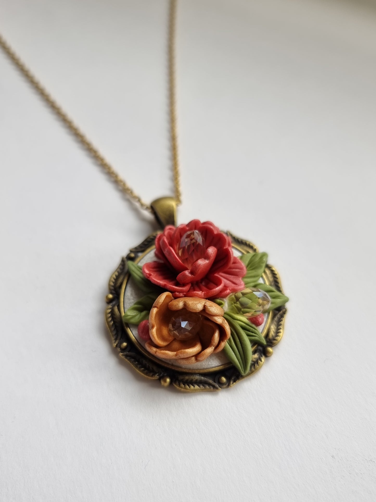 Red and Gold Fiore necklace