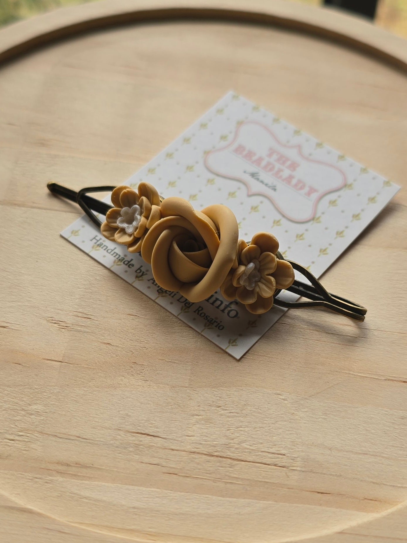 Fairytale Floral Hairpin: Honey Buttercream