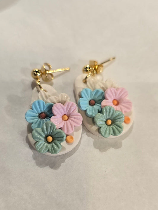 Whimsydew dangling earrings - Pastel Florets