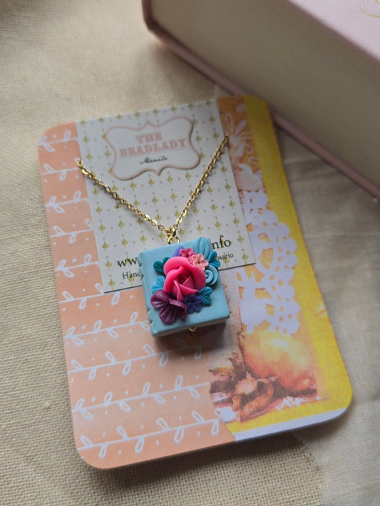 Bibliophile necklace - Dreamscape