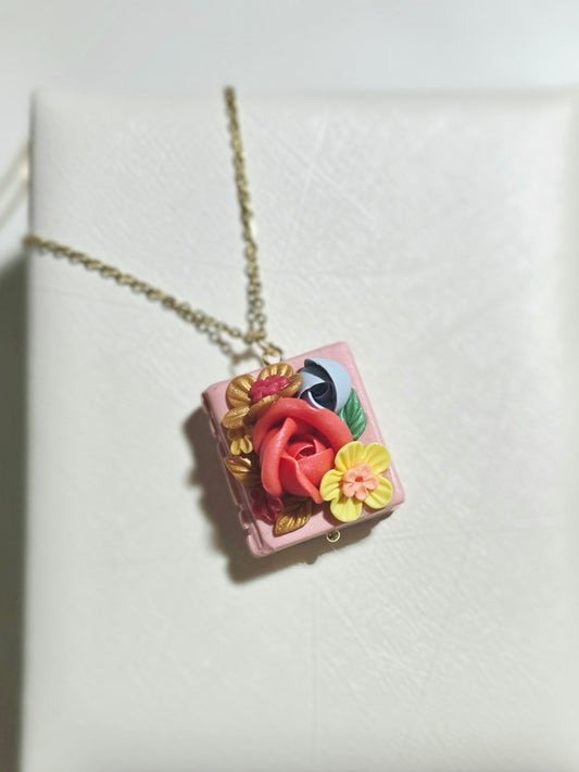 Bibliophile necklace - Pink and Orange