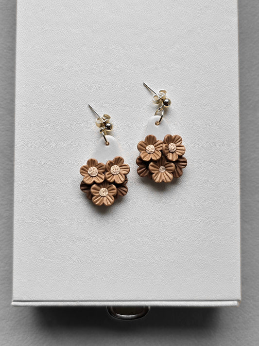 Whimsydew dangling earrings - Earthy Blooms