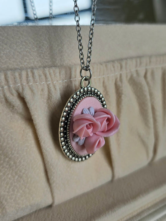 Princess Pink Fioretti necklace