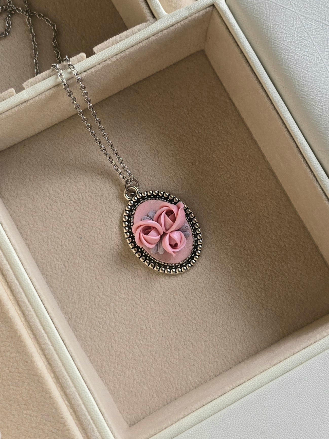 Princess Pink Fioretti necklace